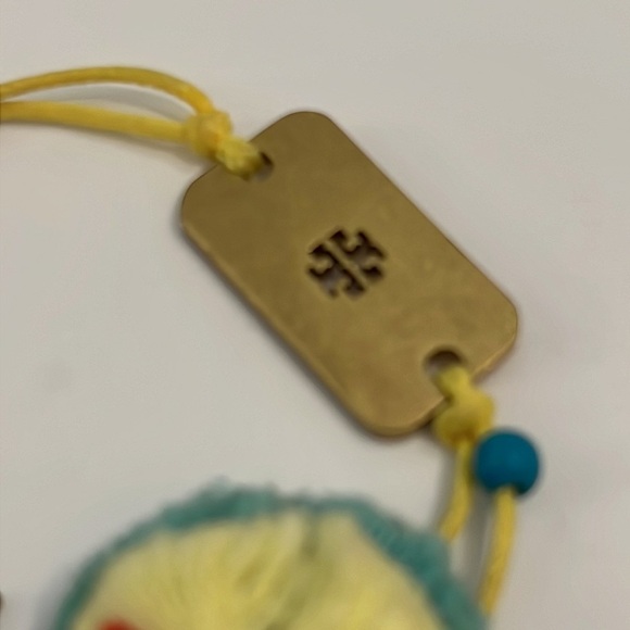 Authentic TORY BURCH Logo Charm Thread Bracelet.  Style# 11165820 - Picture 3 of 7